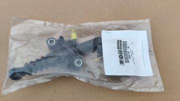 Fiat Talento pompa sprzęgła.Nowy oryg.Trafic 3.1.6