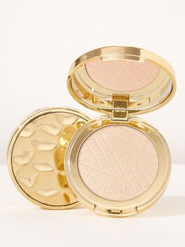 Tarte Amazonian Clay Shimmering light-хайлайтер - шампанское свечение 4,25 г