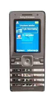 Мобільний телефон Sony Ericsson K770i 4 МБ / 16 МБ 2G сірий