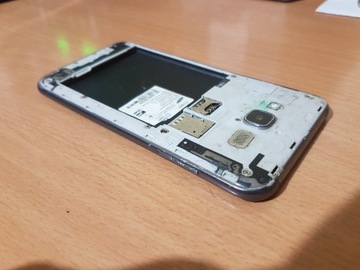 Samsung J700 Dual sim H/DS пошкоджений