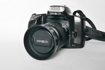 Фотокамера Minolta Dynax 300SI AF Zoom 35-80 Macro