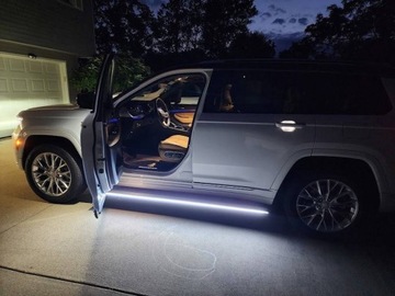 JEEP GRAND CHEROKEE WL 2021-20 ПОРОГОВЫЕ ЭЛЕКТРИЧЕСКИЕ ПОРОГИ СВЕТОДИОДНЫЕ ВЫДВИЖНЫЕ СТУПЕНИ