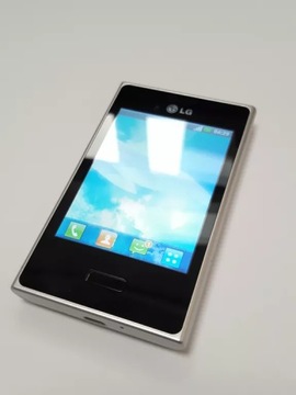 Телефон LG-E400 + заряд