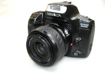 MINOLTA DYNAX 300si-body / Фотоаппарат