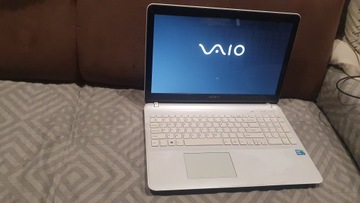 15,6-дюймовий SONY VAIO svf152a29, i3-3217U, 4Gb, 500Gb, dvd, веб-камера