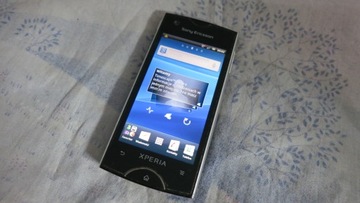 Смартфон Sony Ericsson XPERIA Ray 512 MB черный