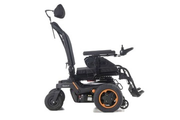 Крісло-коляска недоброякісної Q400 F SEDEO