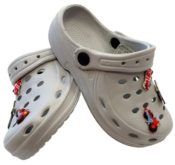 CROCSY ЛЕГКИЕ ФЛИП-ФЛОП ПЕНА ДЛЯ БАССЕЙНА R 34/35 22,00