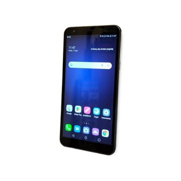 Смартфон LG K30 2 ГБ / 16 ГБ черный