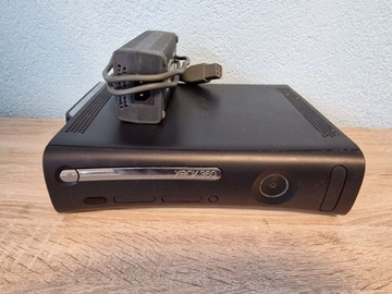 Консоль Microsoft Xbox 360 Slim 120 ГБ Чорний