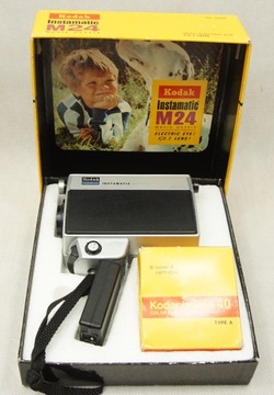 Камера Kodak INSTAMATIC M24 с картоном и пленкой