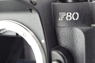 Аналоговая зеркальная фотокамера Nikon F80 23% НДС