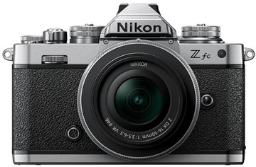 Фотокамера Nikon с fc + Nikkor с DX 16-50 f/3.5-6.3 VR