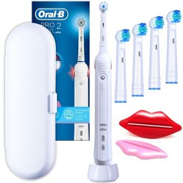 Электрическая зубная щетка Oral-B PRO набор