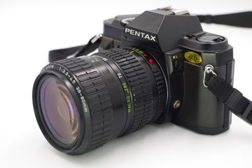 PENTAX P30n + Pentax-A ZOOM 28-80 мм 3,5-4,5 отличное состояние