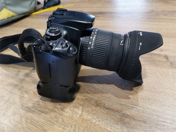 DSLR камера Canon EOS 400D REBEL KIT XTI + SIGMA 17-70 + рюкзак + батарейна ручка