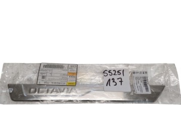 SKODA OCTAVIA 4 IV 19- LISTWA OZDOBNA PROGOWA 5E3853814