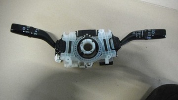 MAZDA 6 VI 02-05 PRZEŁĄCZNIK ŚWIATEŁ WYCIERACZEK