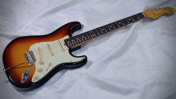 Fender STRATOCASTER model 62, Японія, 1997-2000 рік, Texas Special