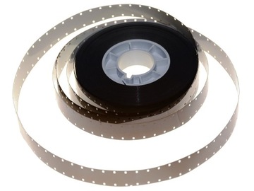 Виклик чорно-білої плівки з камери 16 мм BW