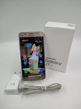 Телефон SAMSUNG GALAXY J7 2016 полный комплект