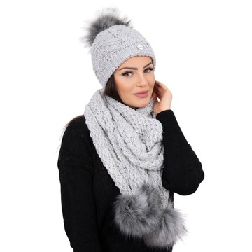 Женский комплект шапка с помпоном и зимняя шаль