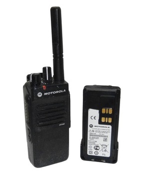 Радиотелефон MOTOROLA DP2400 UHF 403-527 МГц DMR цифровой 16 Кан.