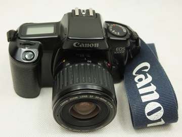 CANON EOS 1000F з об'єктивом і ремінцем