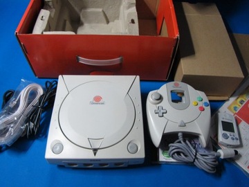 SEGA DREAMCAST HKT - 3000 заводський комплект + VMU (1)