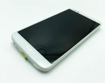 Смартфон LG G2 3000 мАг 2/16 ГБ білий Android LTE