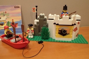 LEGO PIRATES 6266-Cannon Cove