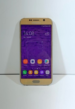 Смартфон Samsung Galaxy S6 3 ГБ / 32 ГБ злотый