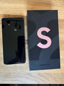 Смартфон Samsung Galaxy S22 + 8 ГБ / 256 ГБ розовый