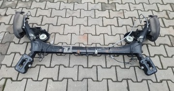 PEUGEOT 3008 І ЗАДНІЙ МІСТ БАЛКА