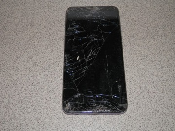 HTC Desire 12+ 2q5w100 телефон поврежден