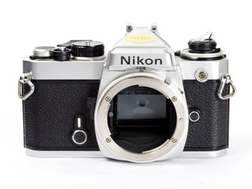 NIKON Fe SILVER BODY SLR камера 35 мм