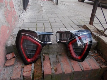 LYNK & CO 01 PRAWA TYLNA LAMPA LED ORYGINAŁ