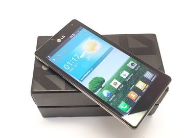 Смартфон LG 4X HD LG-P880 NFC ANDROID