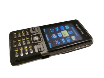 SONY ERICSSON C702-опис