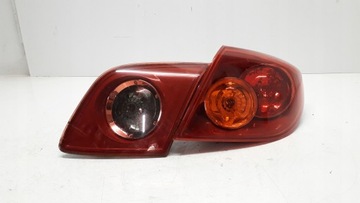 MAZDA 3 03- HB LAMPA PRAWA TYLNA + W KLAPE