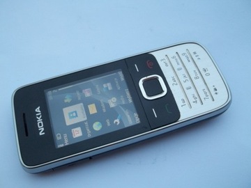 Телефон Nokia 2730c