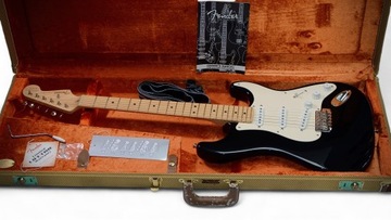 FENDER STRATOCASTER Эрик Клэптон Блэки, США, 2006 год