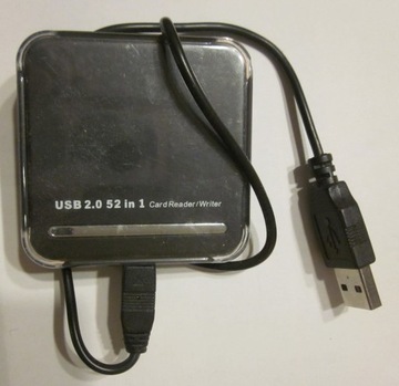 Пристрій читання карт пам'яті usb 2.0 52 in 1 / Card reader