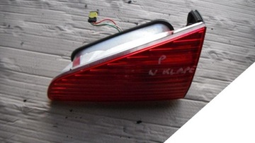 PEUGEOT 607 00-04 LAMPA PRAWA TYLNA - NA KLAPĘ