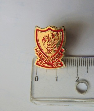 Ливерпуль F. C. значок металлический лак