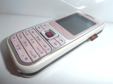 Nokia 7360 красивая модель Nokia