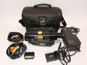 Камера Hi8 Sony CCD-TR790E с дефектом, сумкой и т. д.