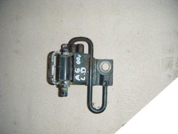 AUDI A6 00r ZAWIAS LEWY PRZEDNI DOLNY