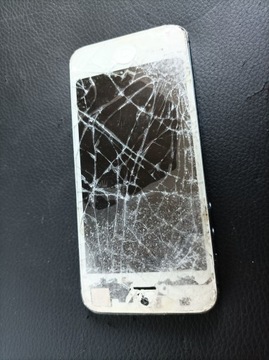 Apple iPhone 5 a1429 iPhone5 пошкоджений