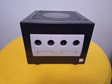 КОНСОЛЬ NINTENDO GAME CUBE ЧЕРНАЯ